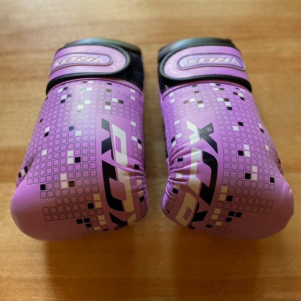 Girls boxing gloves